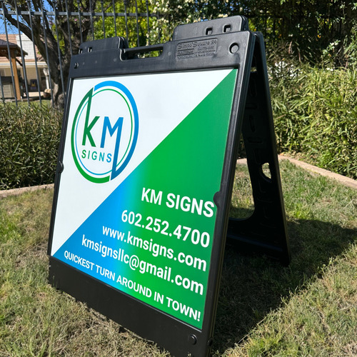 KM Signs Photo